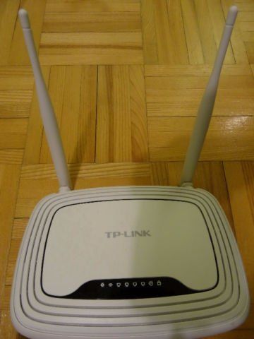 TP-Link Router TL WR841N 25$