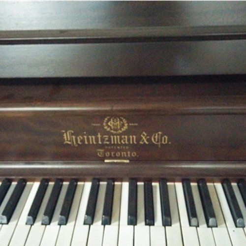 Herntzman piano