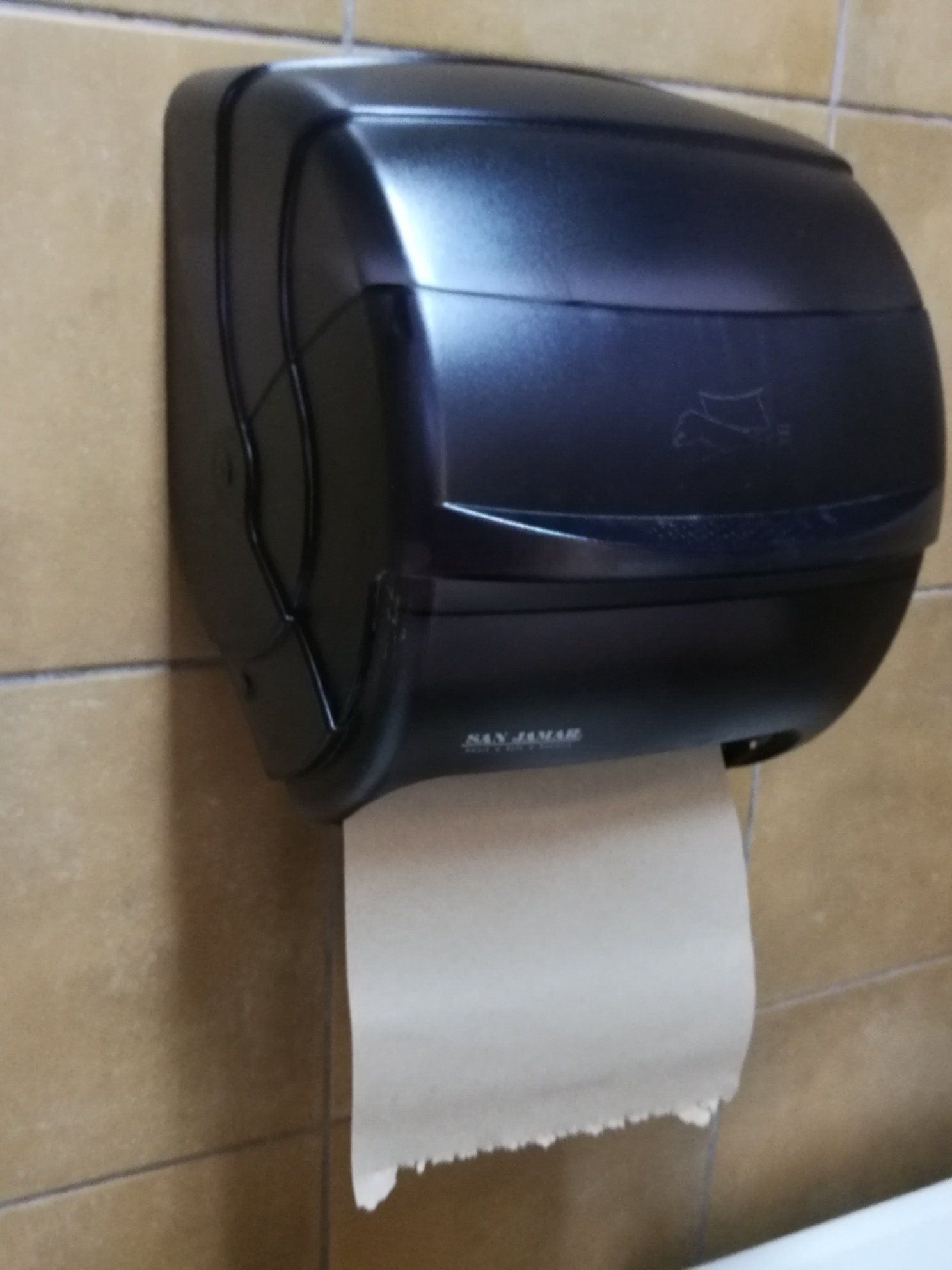 paper towel dispenser, $20