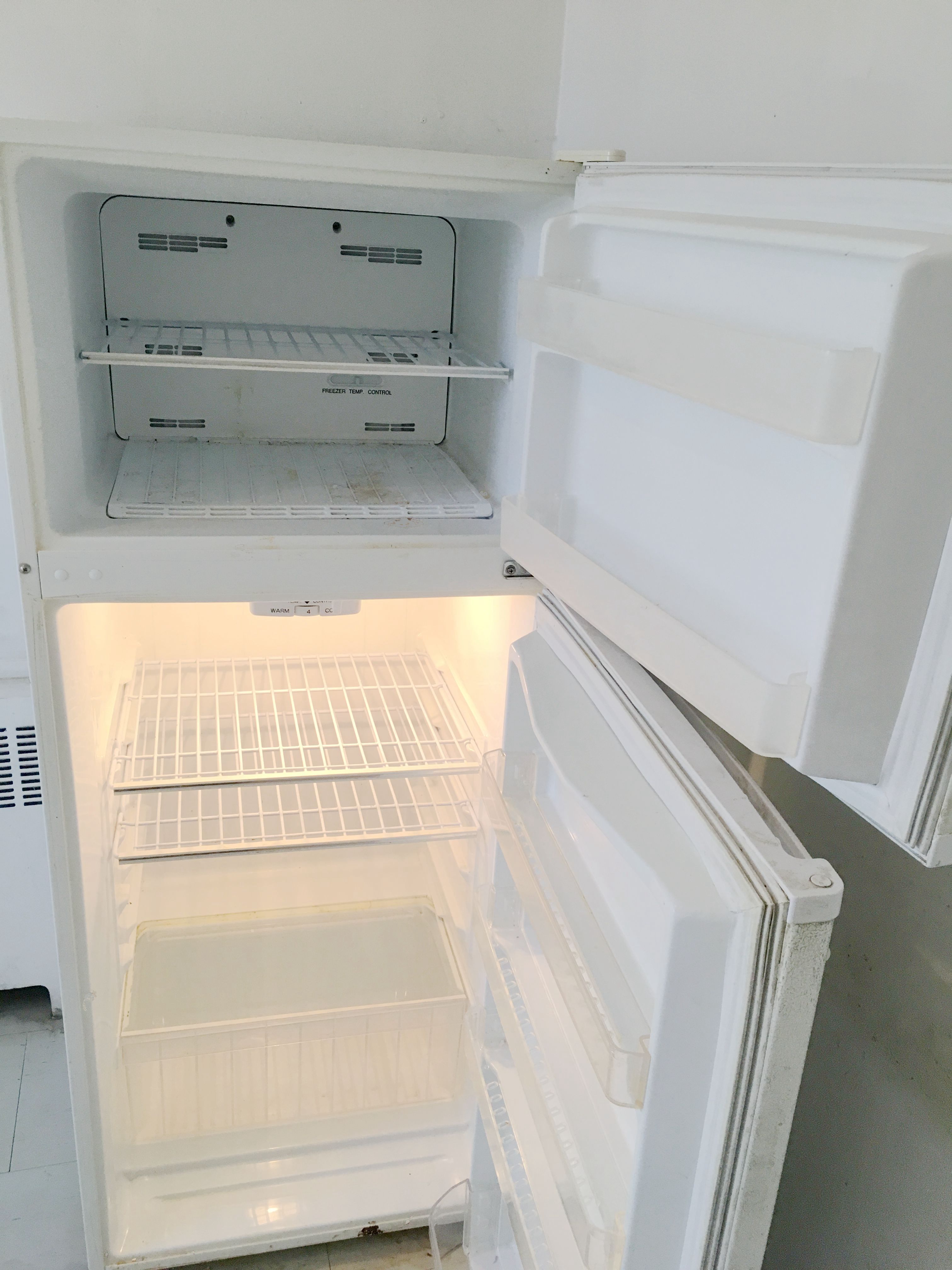 冰箱100$