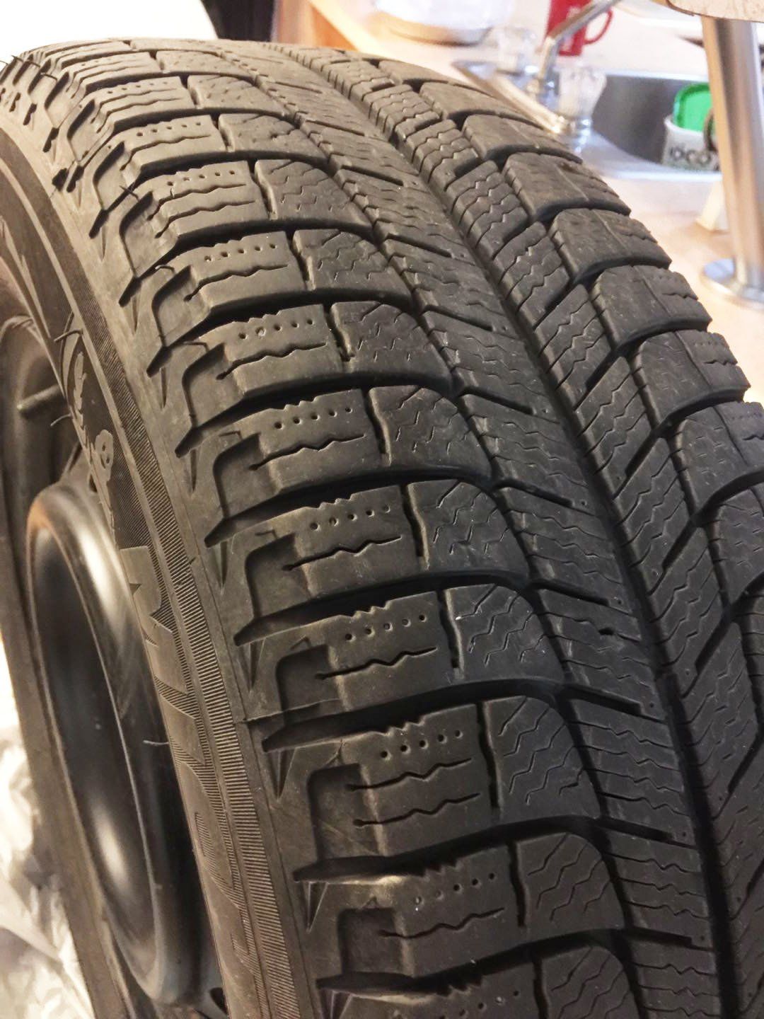 tire2.jpg