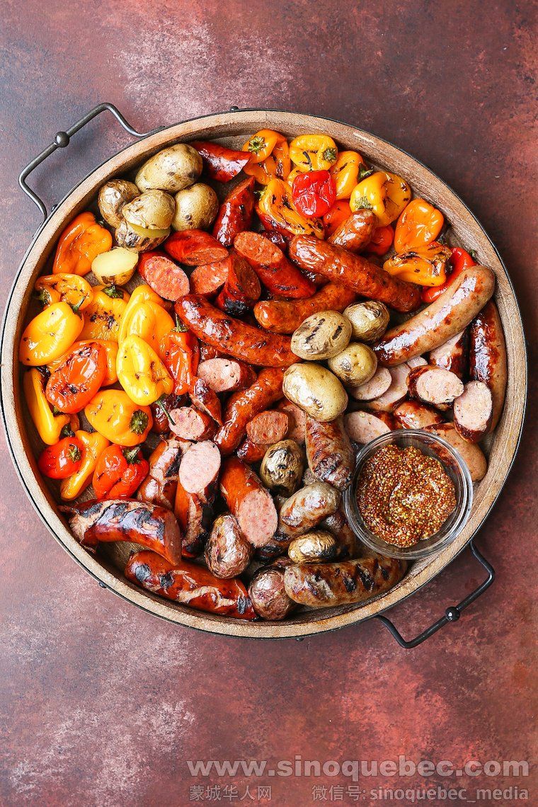 Grilled-Sausages-Peppers-and-PotatoesIMG_5723.jpg