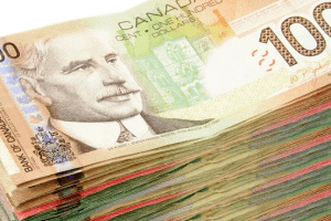 加拿大央行将与美联储出现降息路径分歧 加币今年大波动
