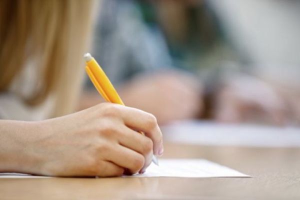 魁省教师认为2021年全省统一法语考试存在作弊